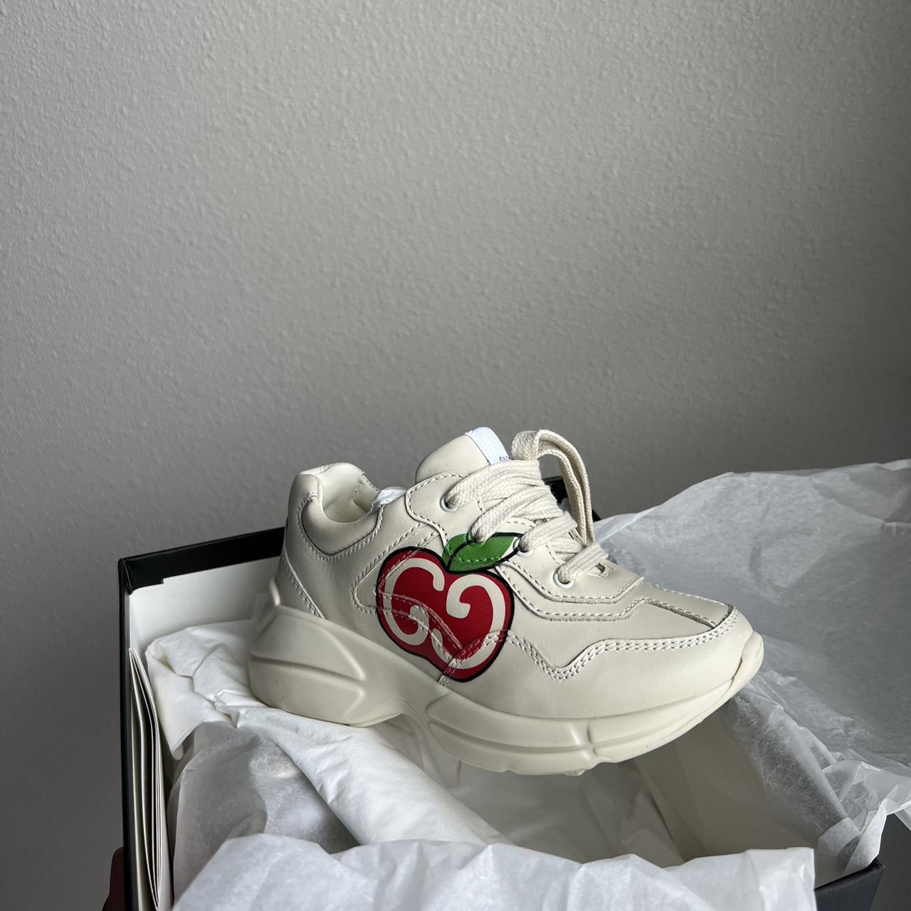 gucci trainers size 3
