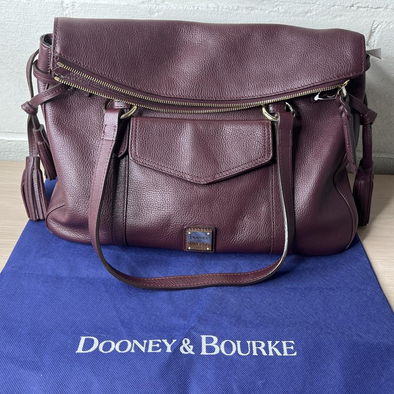 Dooney smith online bag