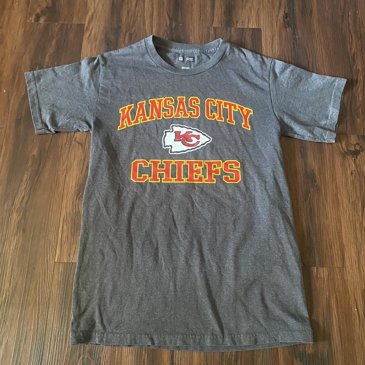 Woman’s Kansas City Chiefs Fanatics shirt Tag size... Depop