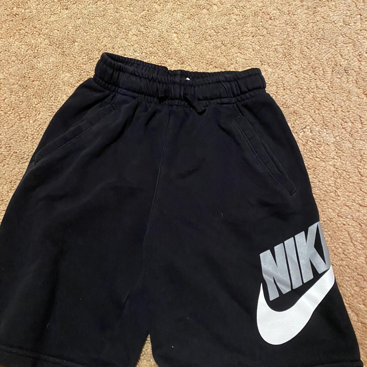 item listed by schnobbs