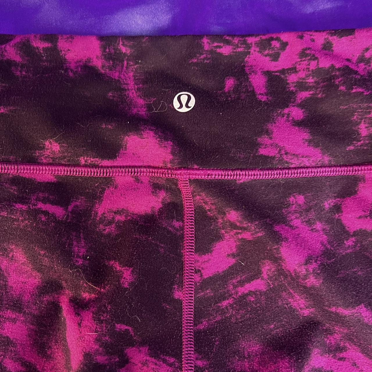 Lululemon 3/4 Length Leggings pink black tie dye size 6