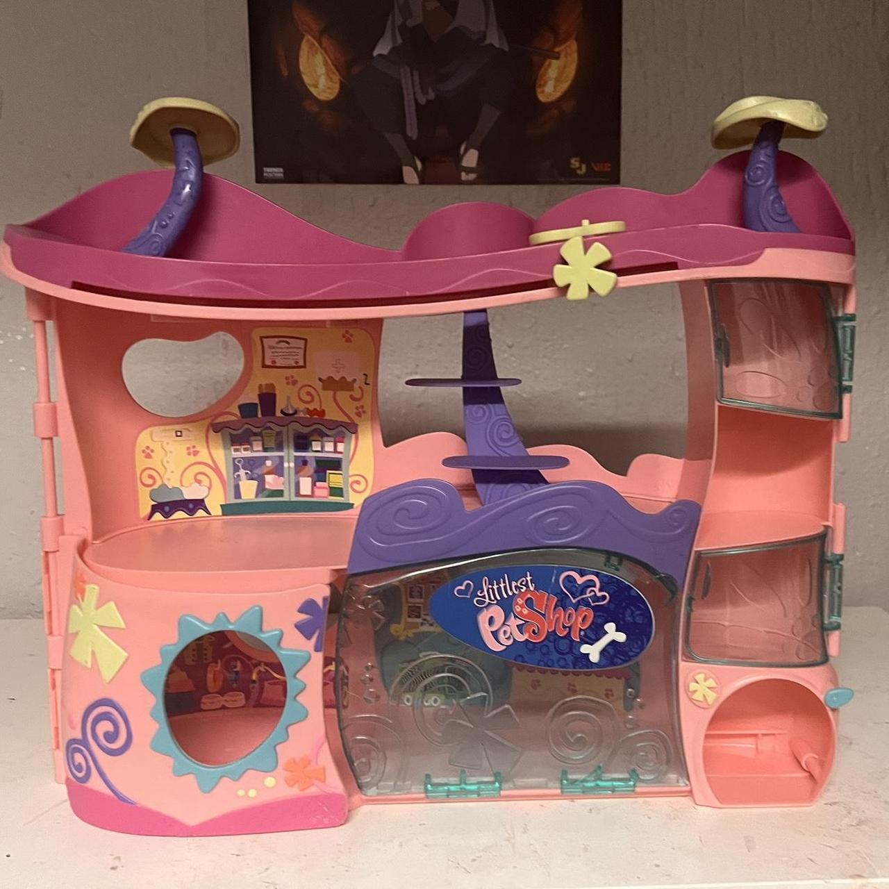 Littlest Pet Shop house price is firm Depop