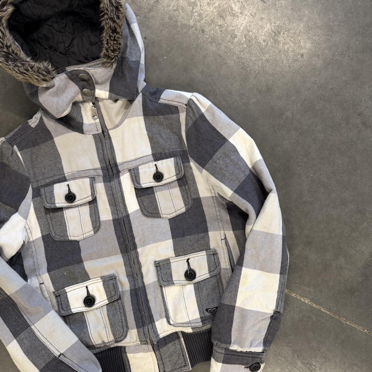 Roxy Women's Jacket - Grey/Multi - M – Roxy fur h… - image 2