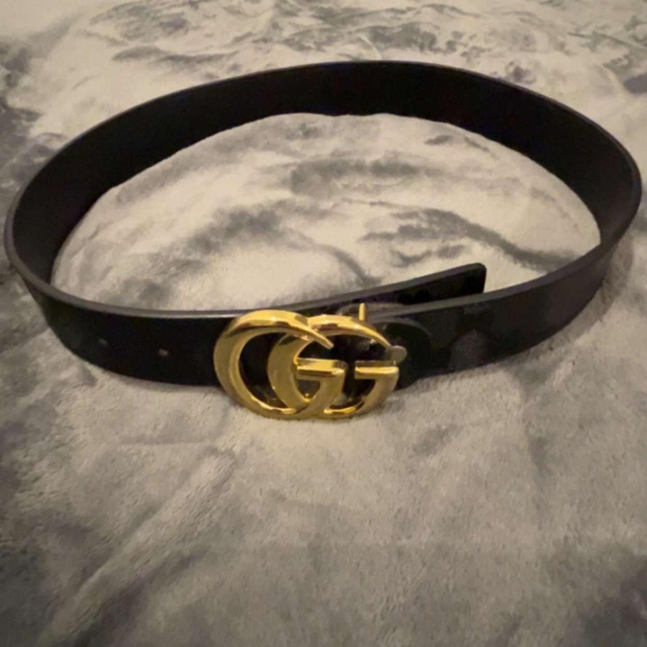 Small gold 2025 gucci belt