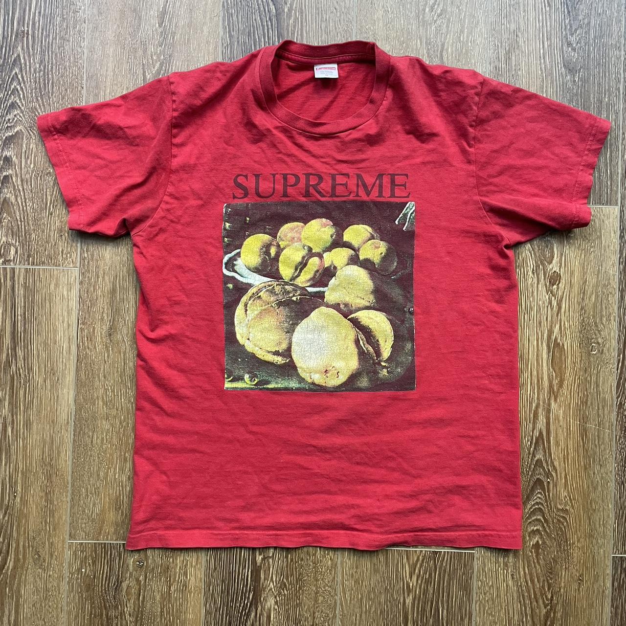 Supreme Men's Grey and Red T-shirt