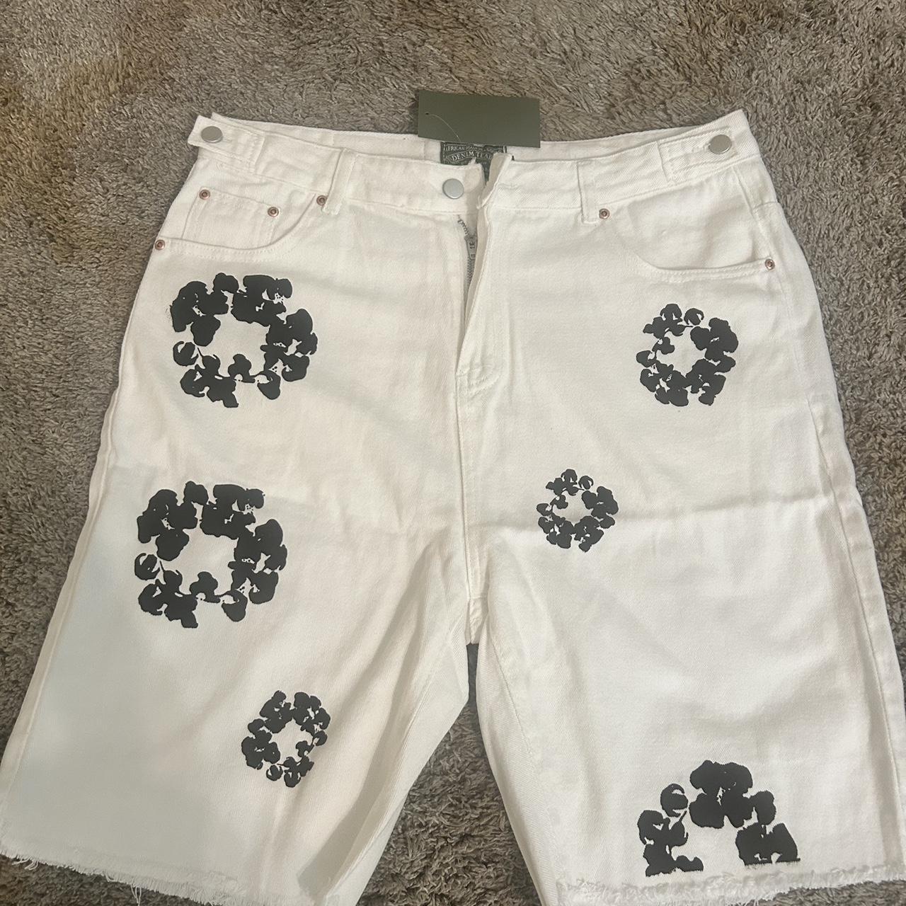 (USED)Denim Tears Wreath Cotton ハーフ パンツ Denim Tears The Cotton Wreath ショートパンツ | ブラック