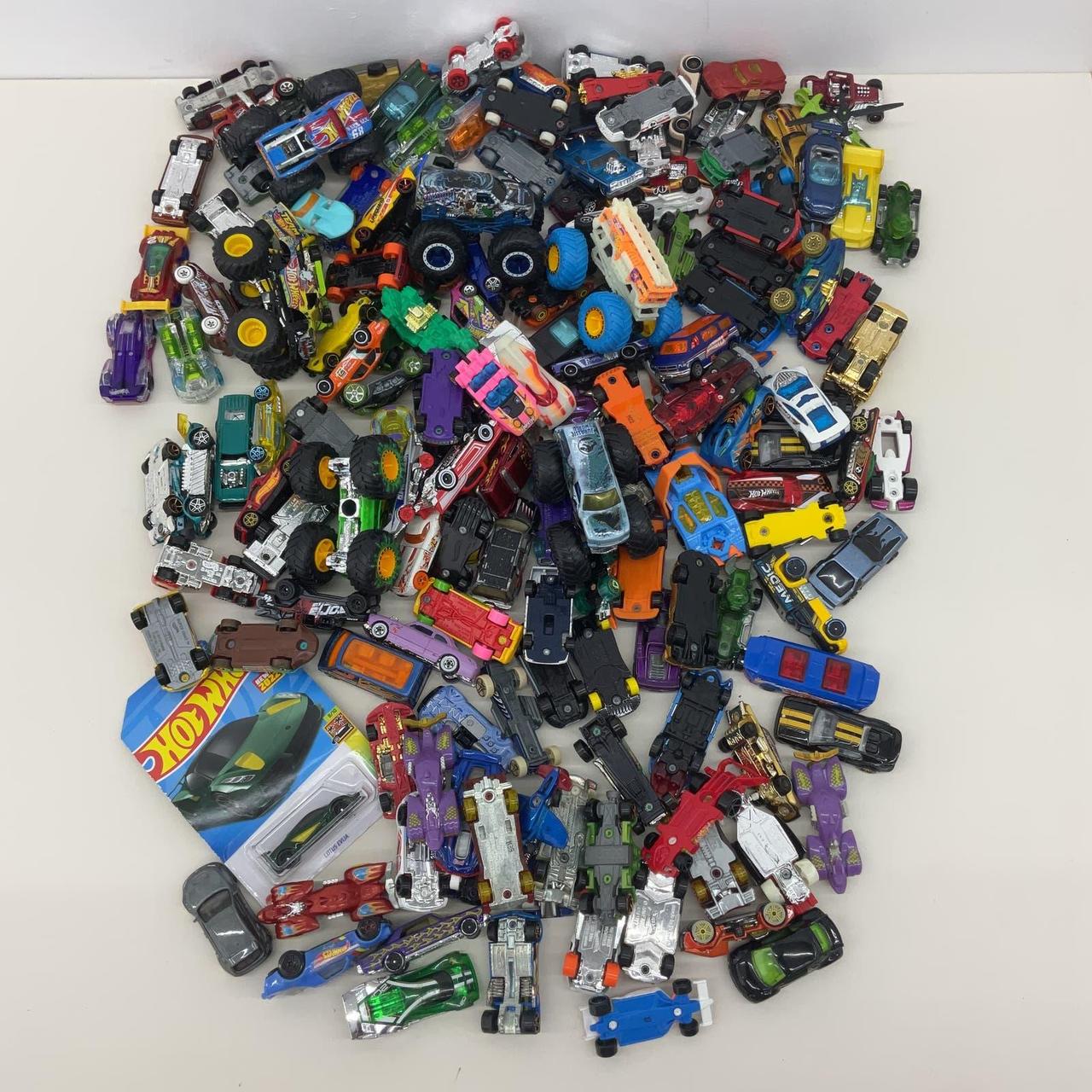 HUGE LARGE LOT Hot Wheels Other Branded Diecast