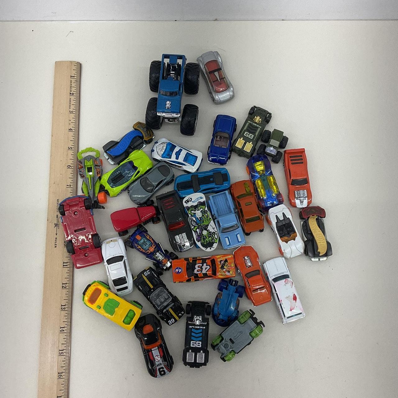 Lot of 21 mixed shops diecast for MDEMATTM.