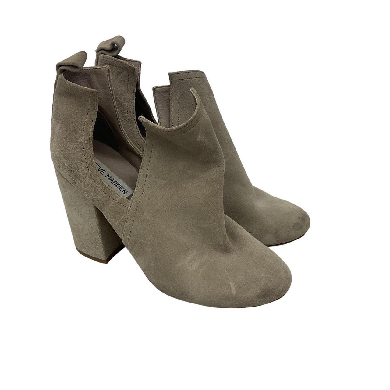 Steve Madden Womens Cutout Beige Suede Chelsea Boots