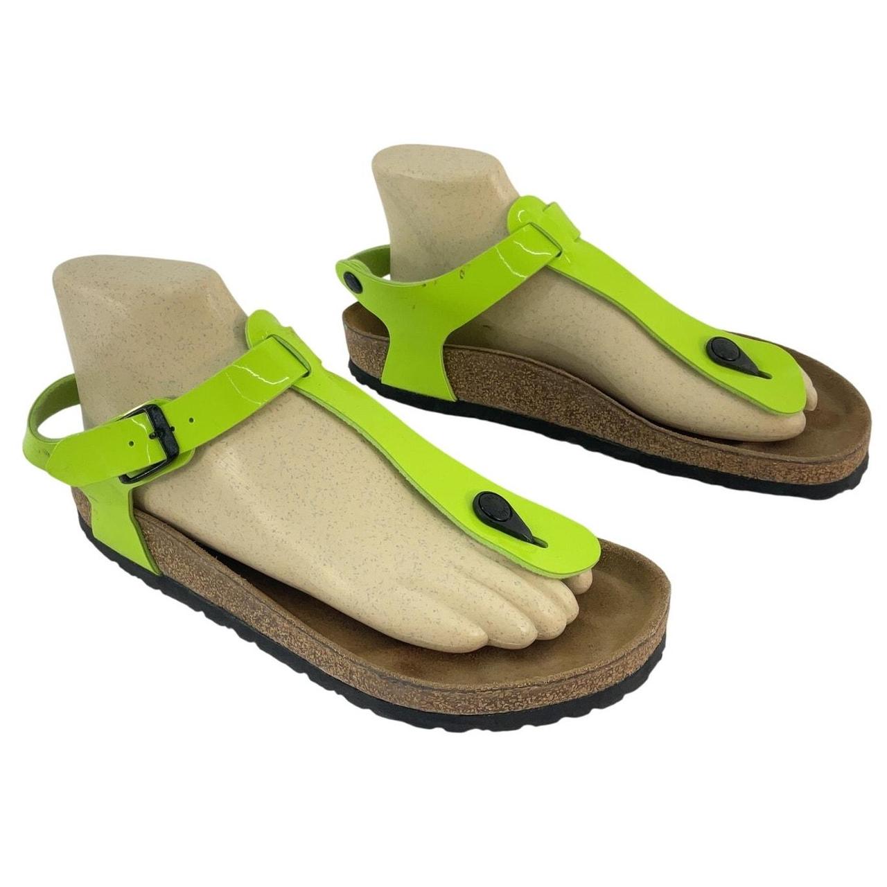 item listed by 2wears