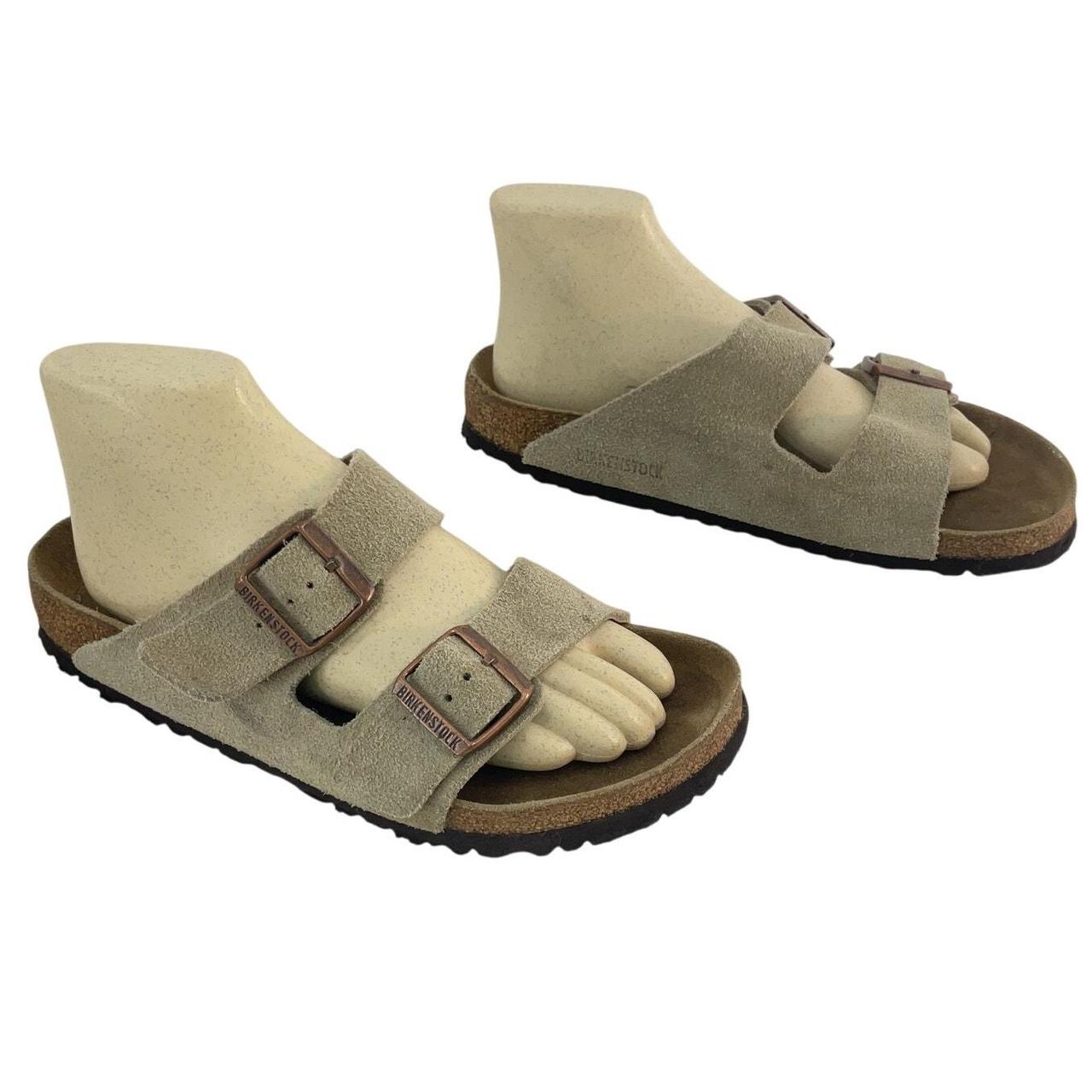 item listed by 2wears