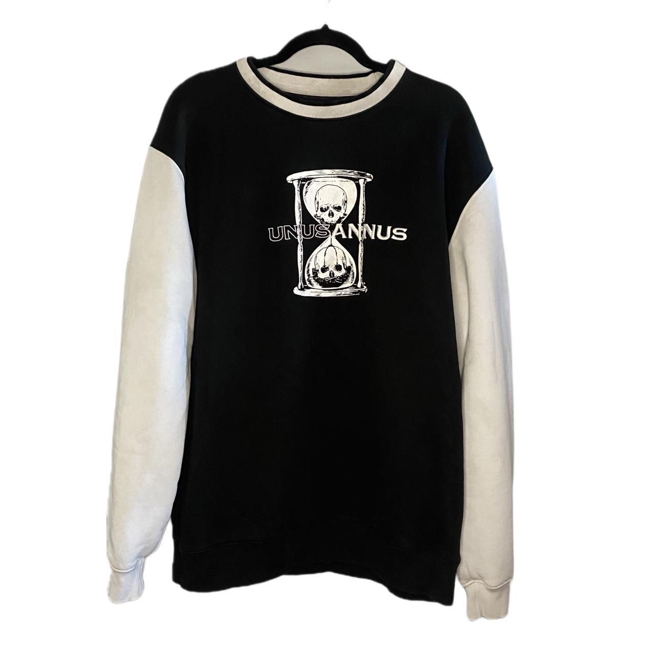 Unus annus hourglass crewneck new arrivals