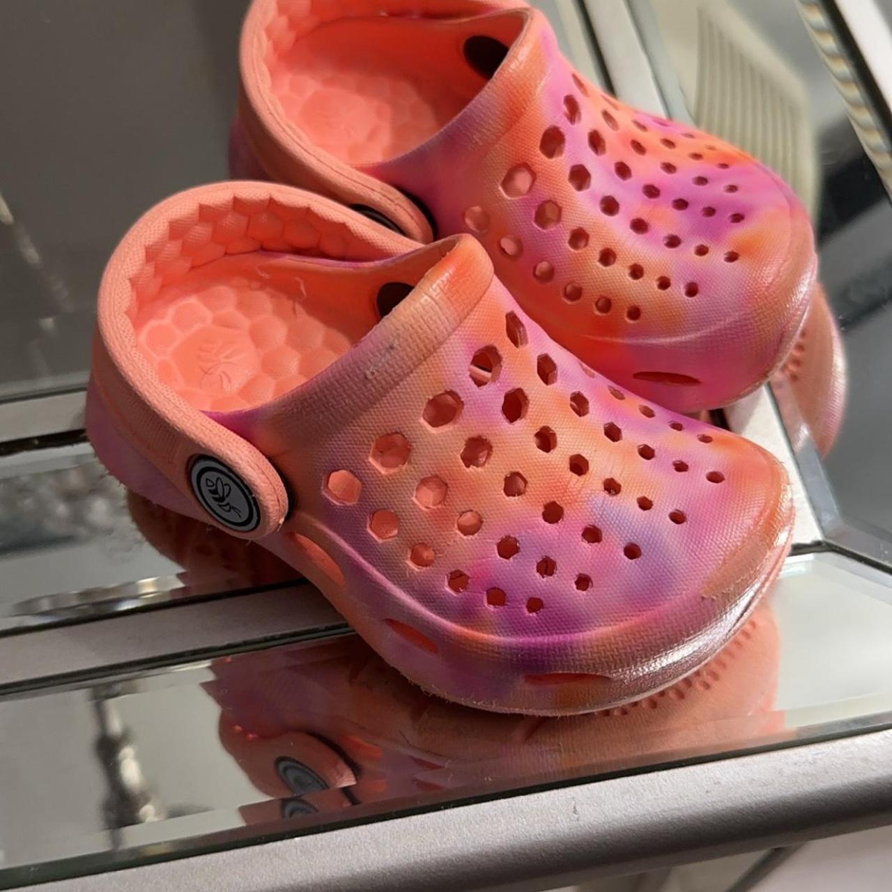 Melon shop colored crocs