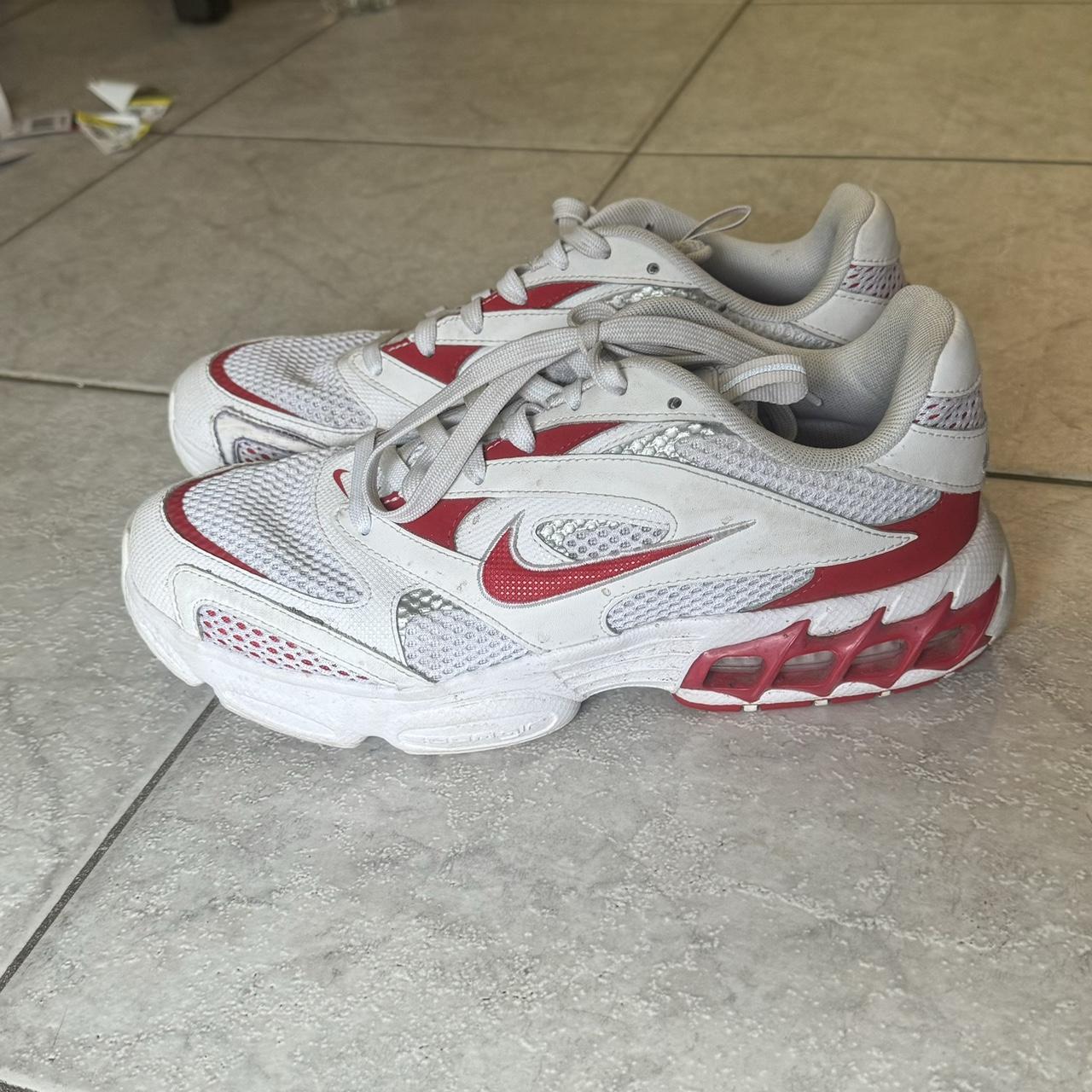 Red and white Nike tennis shoe - Depop