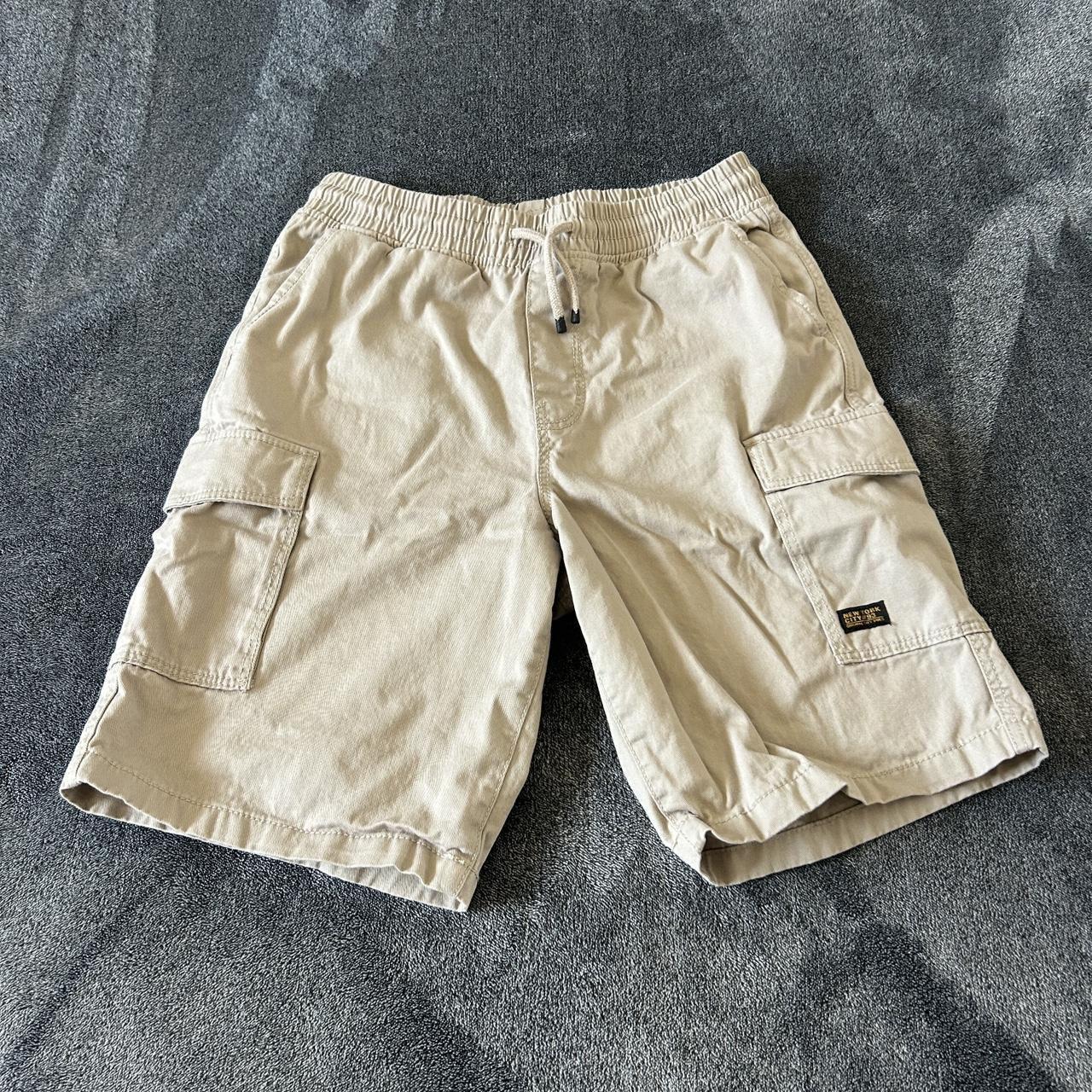 H&M Tan Cargo Shorts Size Small #summer Depop