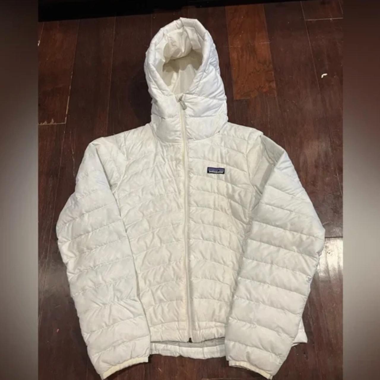 Patagonia top Nano Puff Hoody Womens Small White