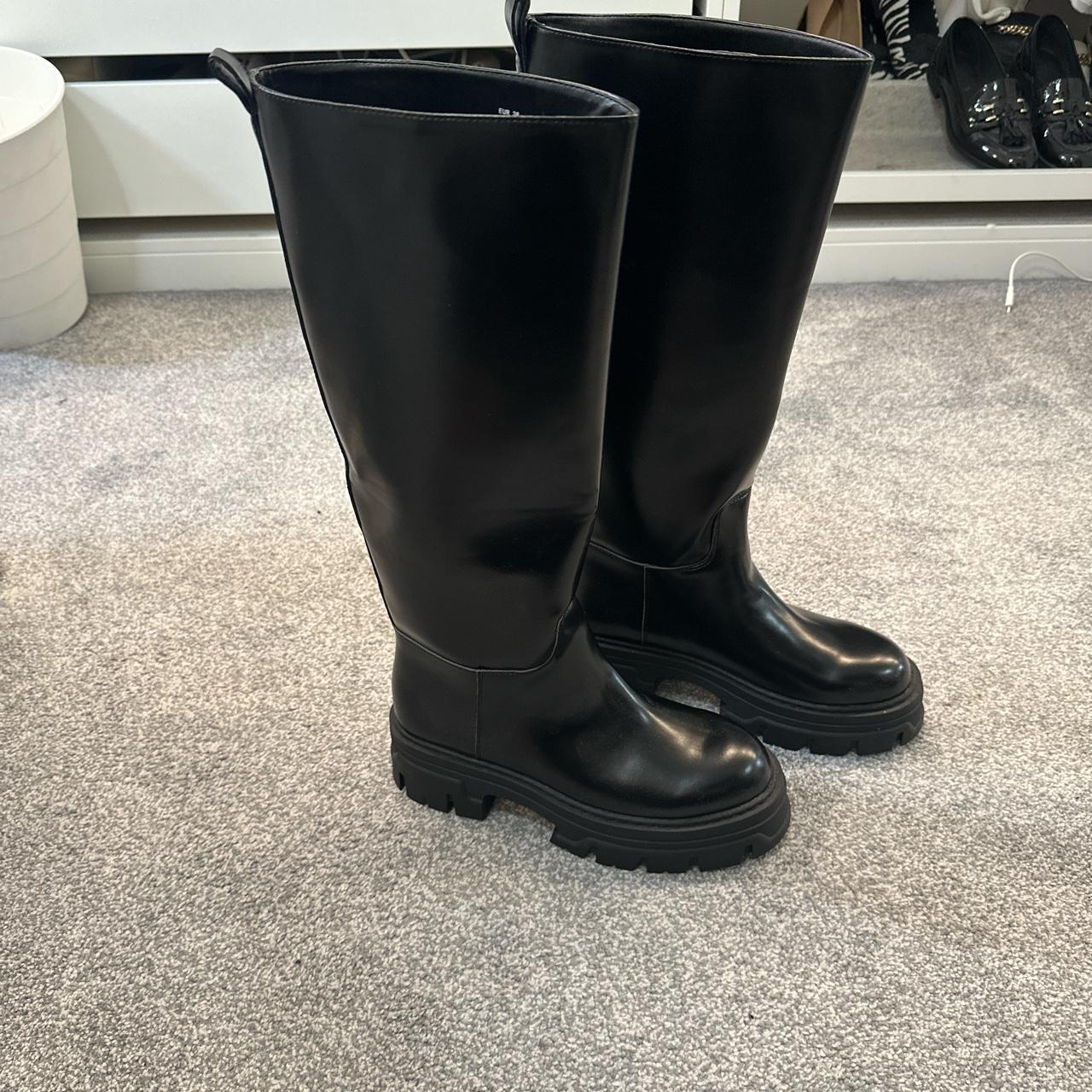 H&M knee high faux leather chunky boots in... - Depop