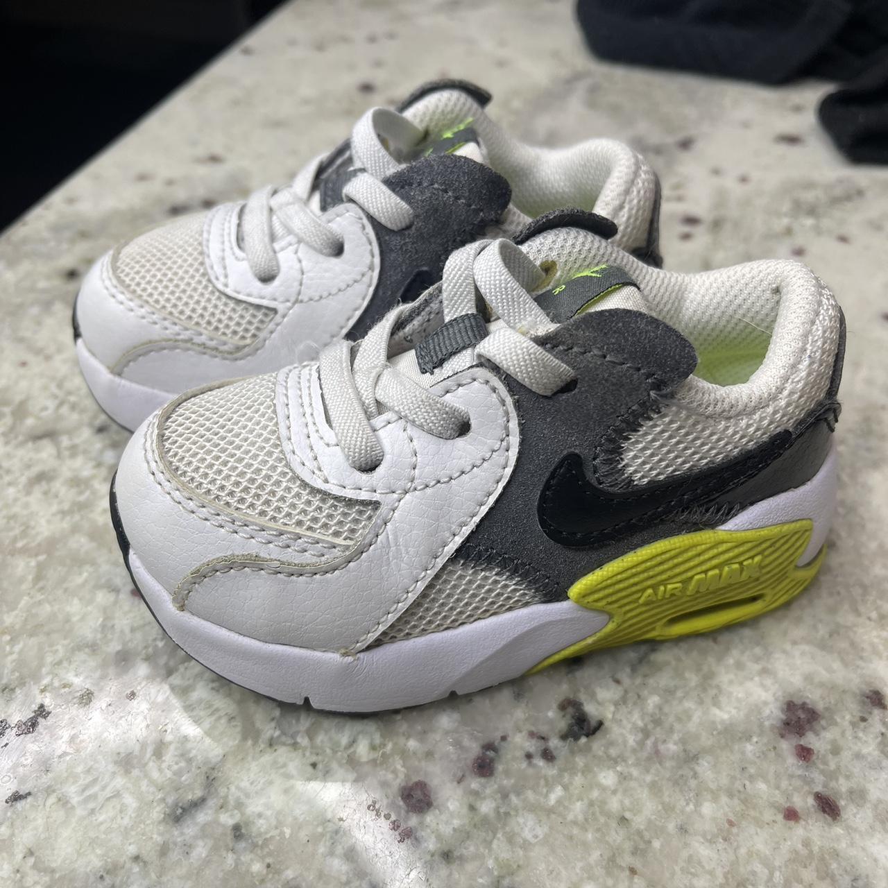 5C Nike air max toddler shoes Good shape Depop