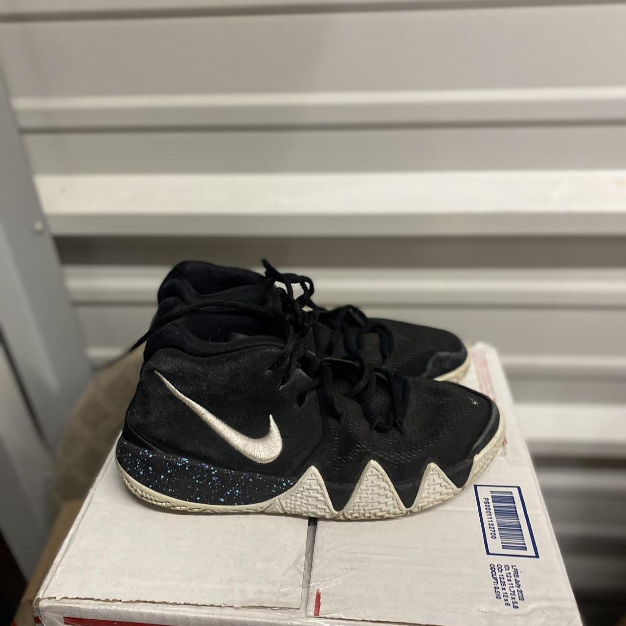 size 6 nike kyrie basketball shoes