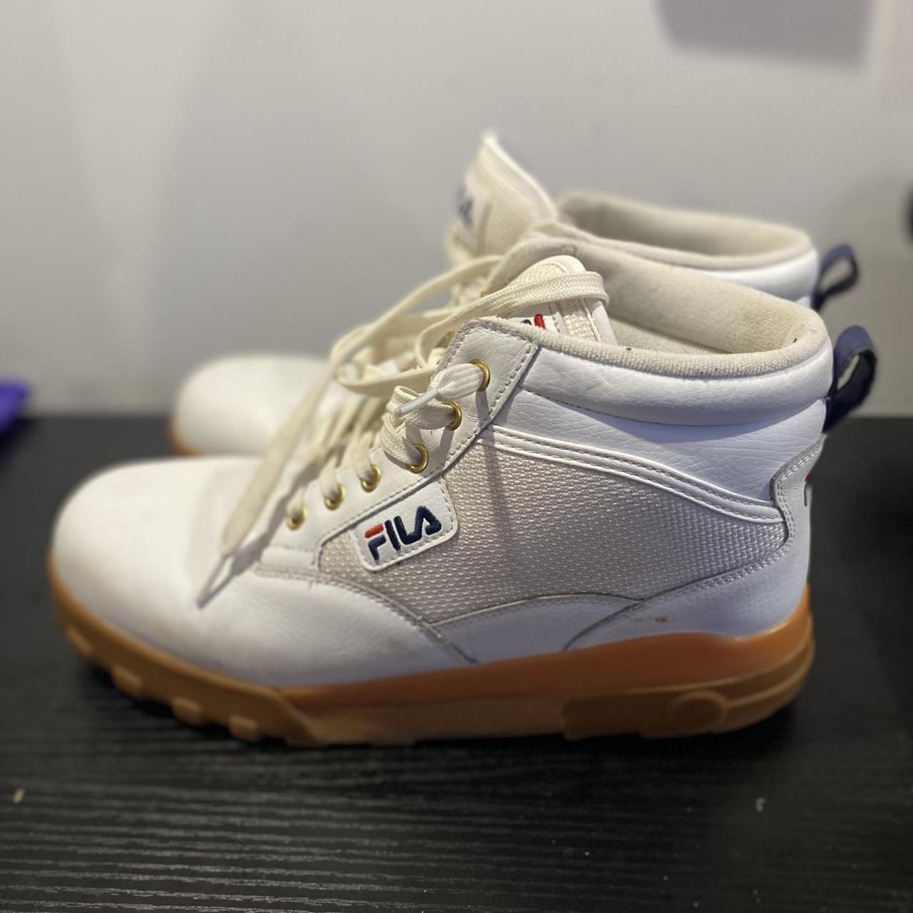 Gold best sale fila boots