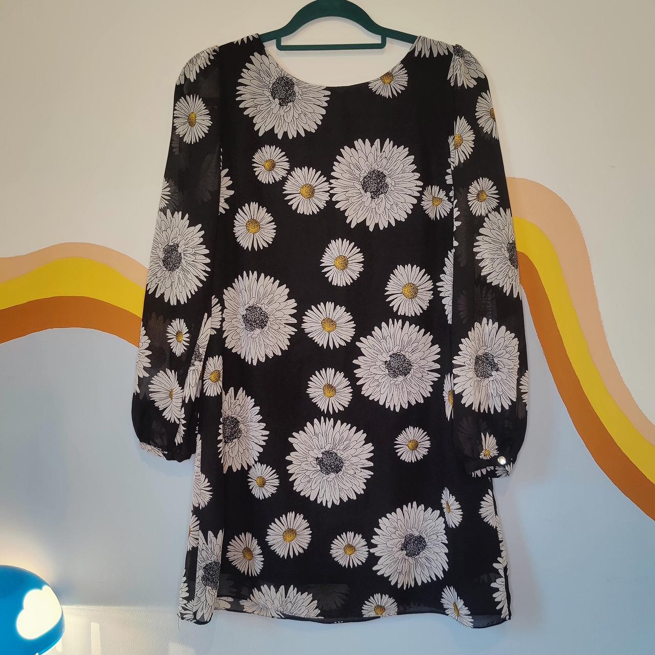 Primark daisy dress hotsell