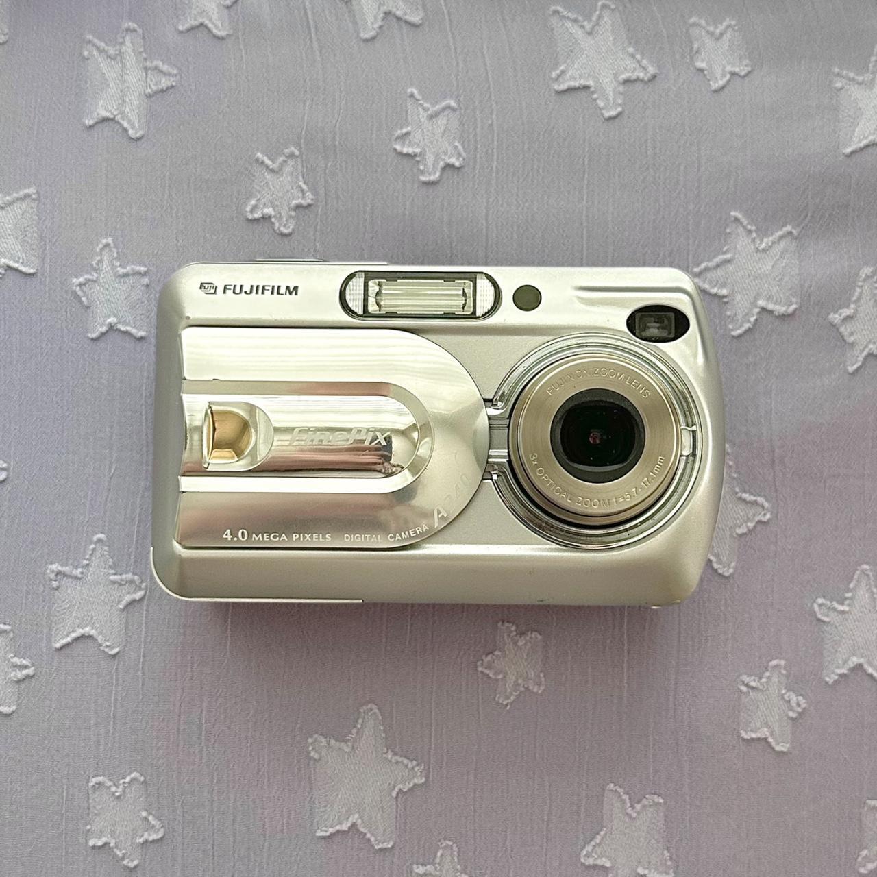 Fujifilm Finepix A340 Digital Camera Tested by our... Depop