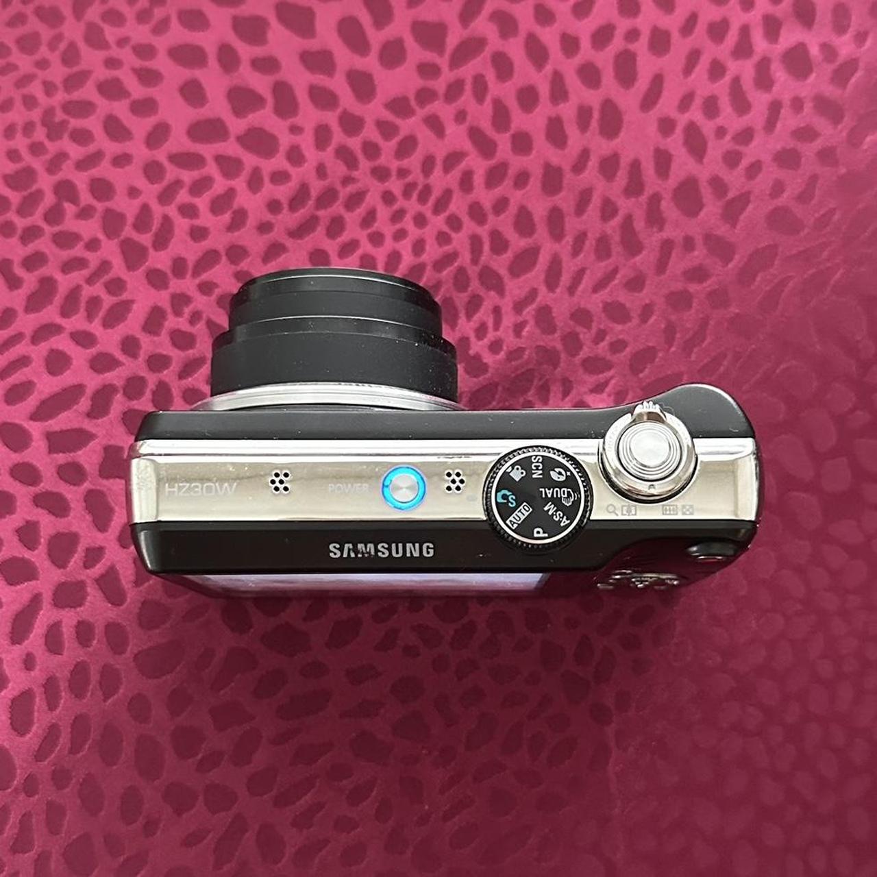 Samsung HZ30W Digital Camera ⭐️ Tested by our... Depop