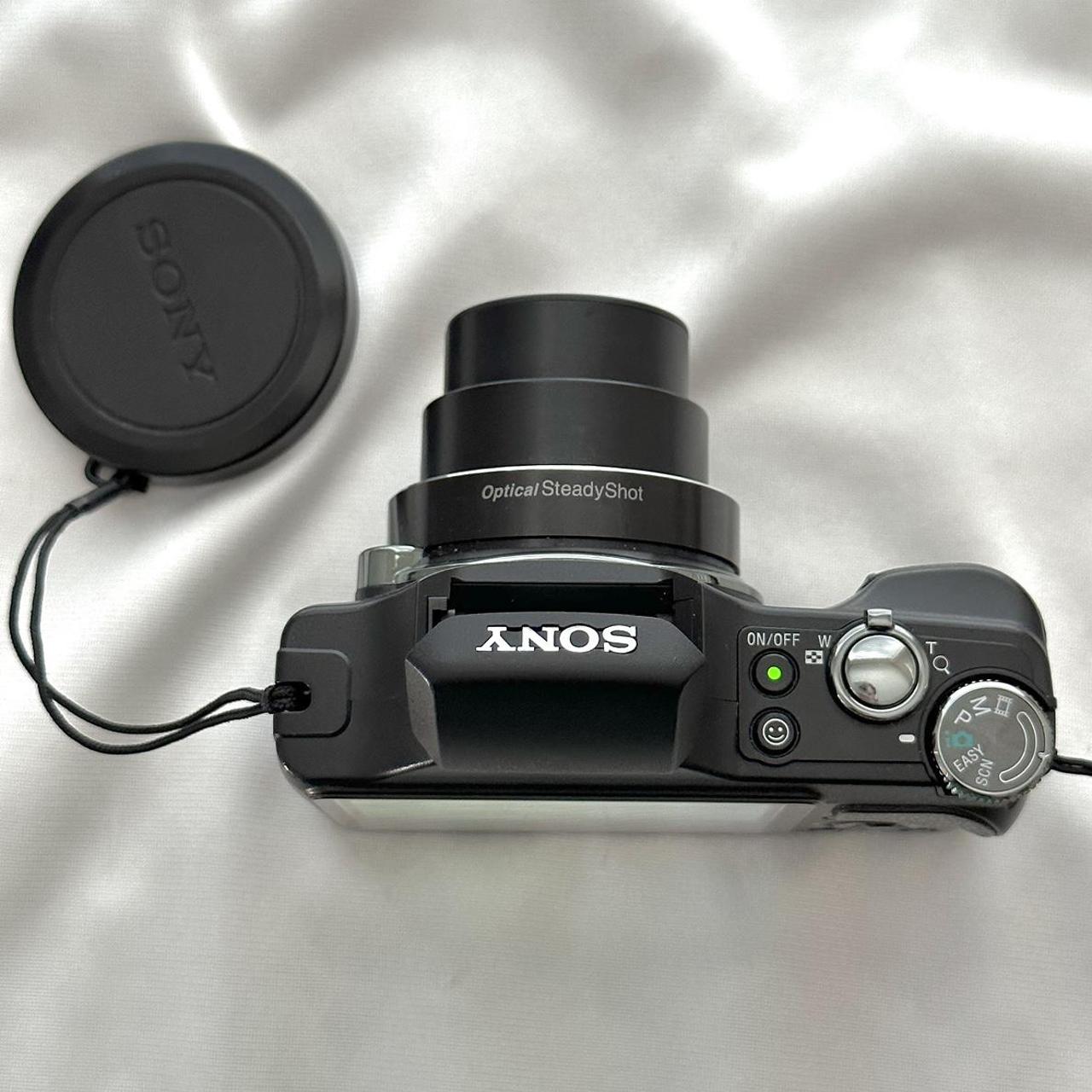 Sony CyberShot H20 Digital Camera Tested by our... Depop