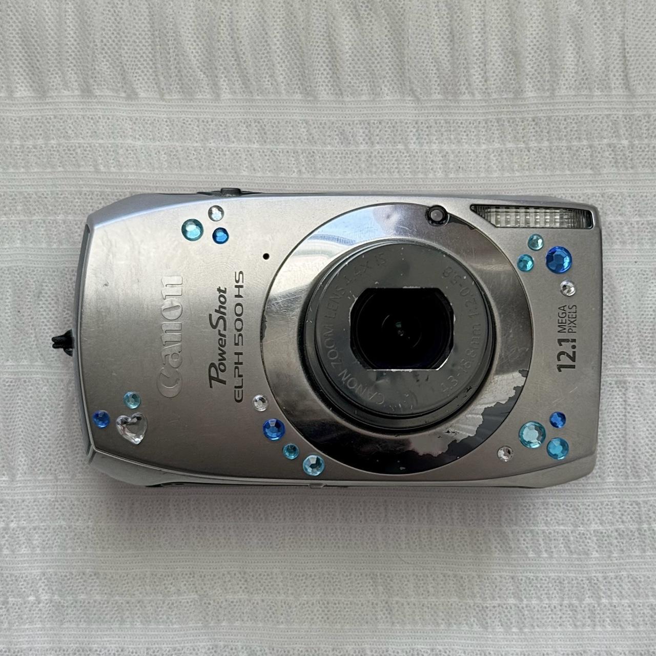 Canon Powershot ELPH 500 HS Digital Camera Bundle 💗... Depop