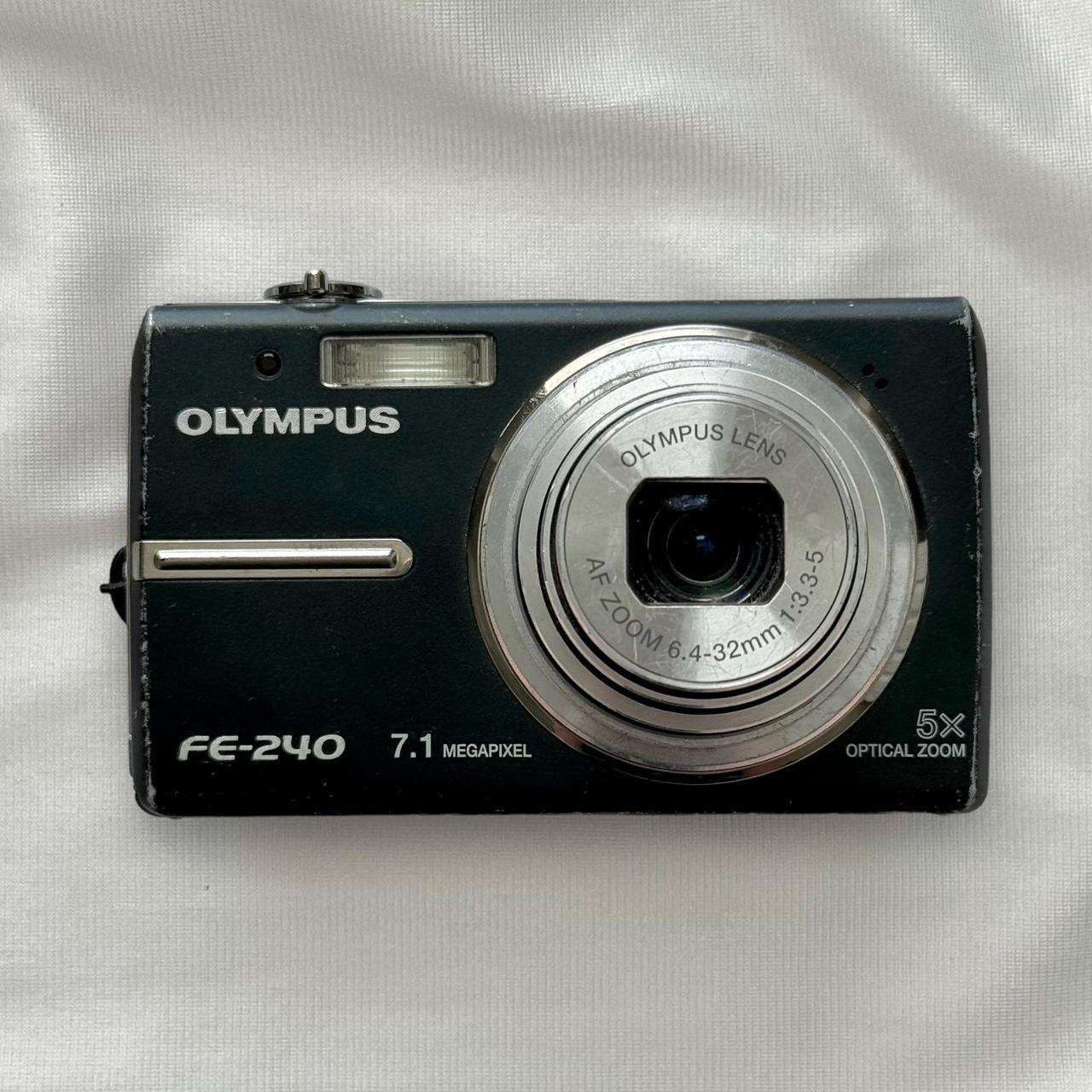 Olympus FE240 Digital Camera Bundle 💗 Tested by... Depop