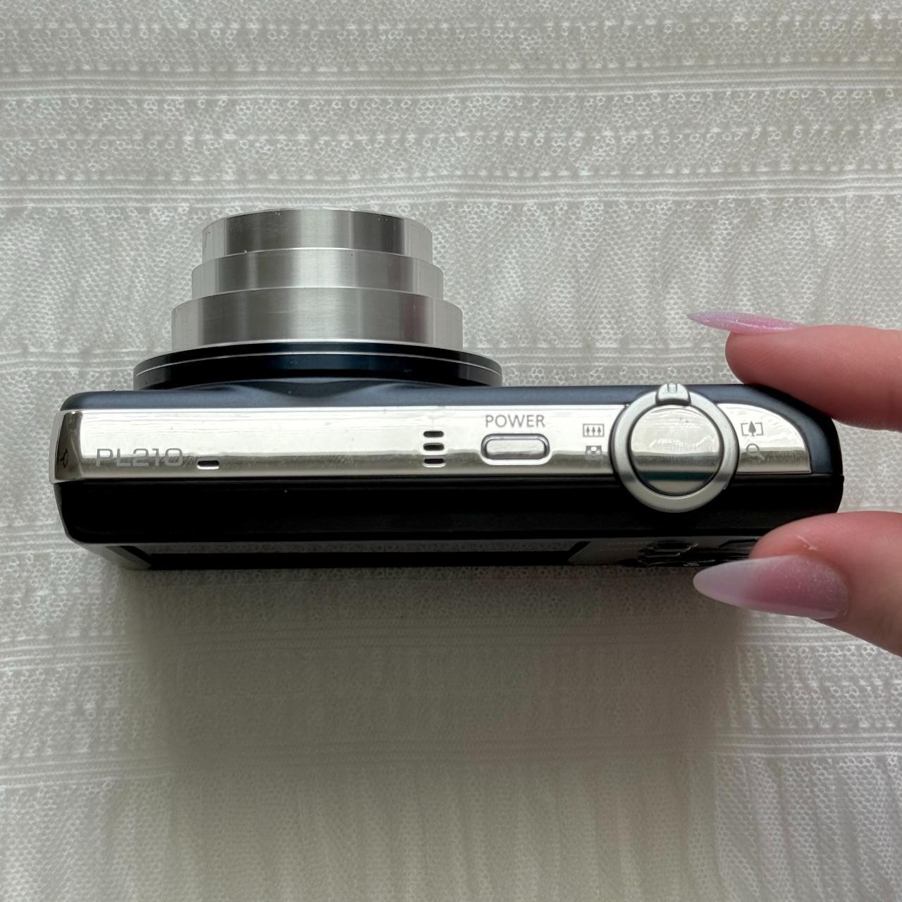 Samsung PL210 Navy Blue Digital Camera Bundle 💗... Depop
