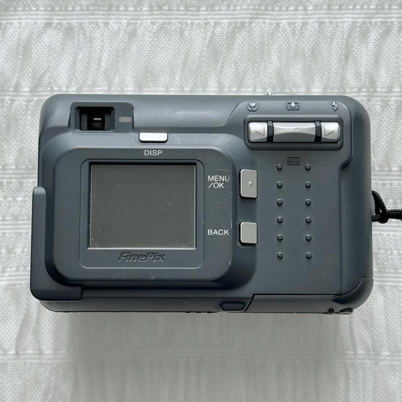 Fujifilm Finepix A205 Digital Camera 💗 Tested by... Depop