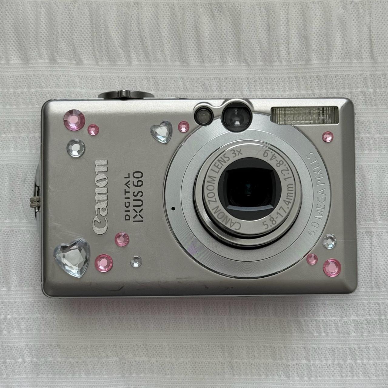 Canon Digital IXUS 60 Digital Camera Bundle 💗... Depop
