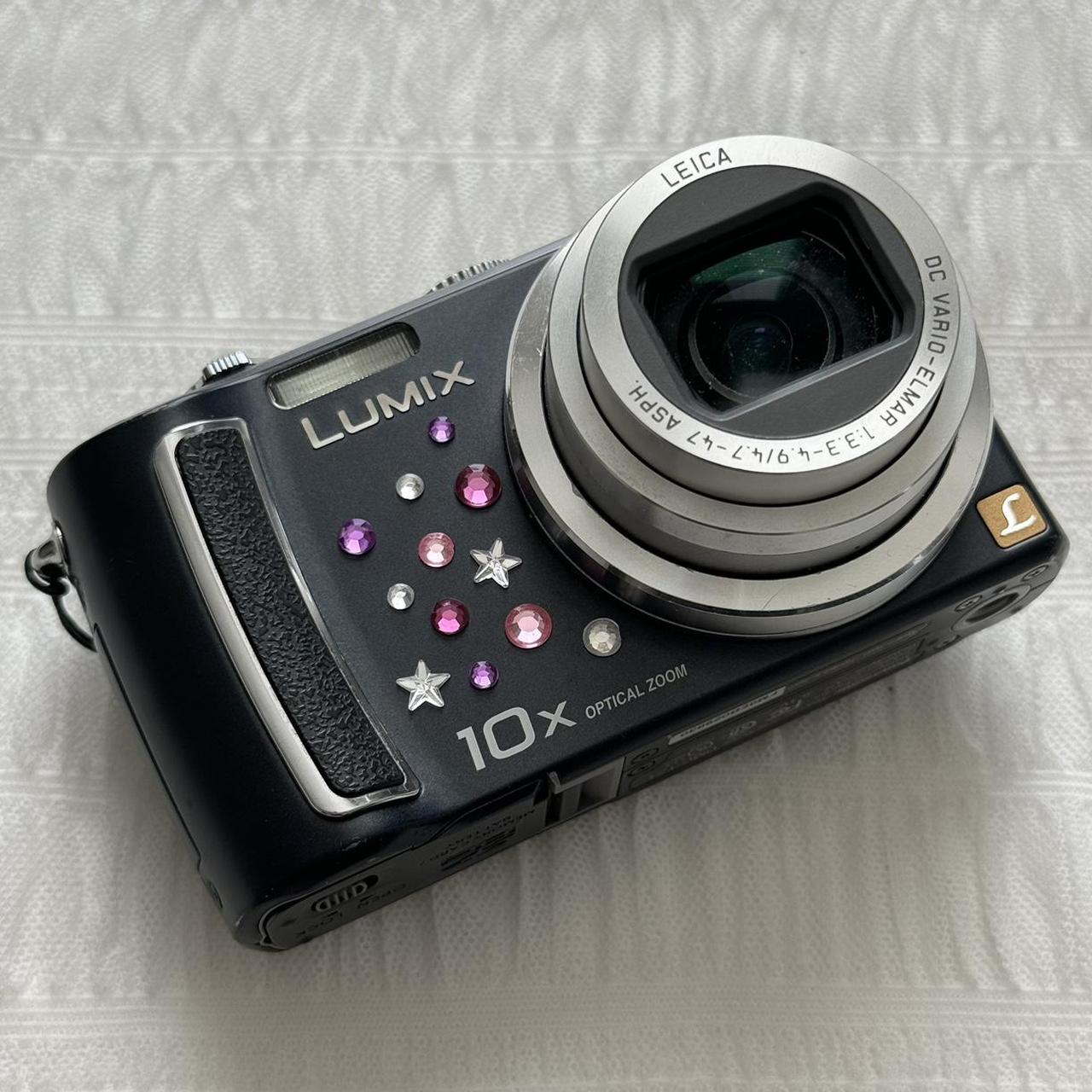 Panasonic Lumix TZ4 Digital Camera Bundle 💗 Tested... - Depop