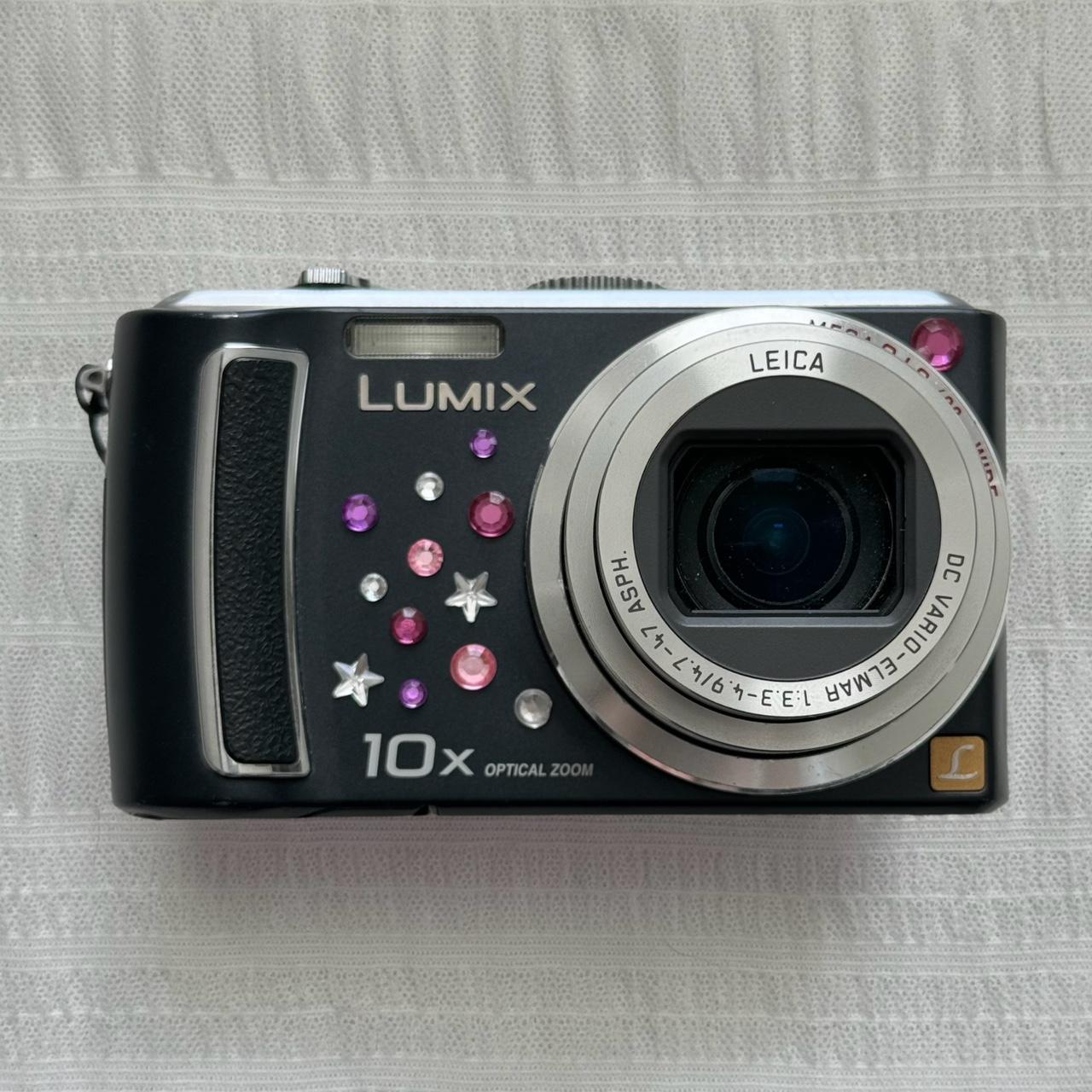 Panasonic Lumix TZ4 Digital Camera Bundle 💗 Tested... Depop