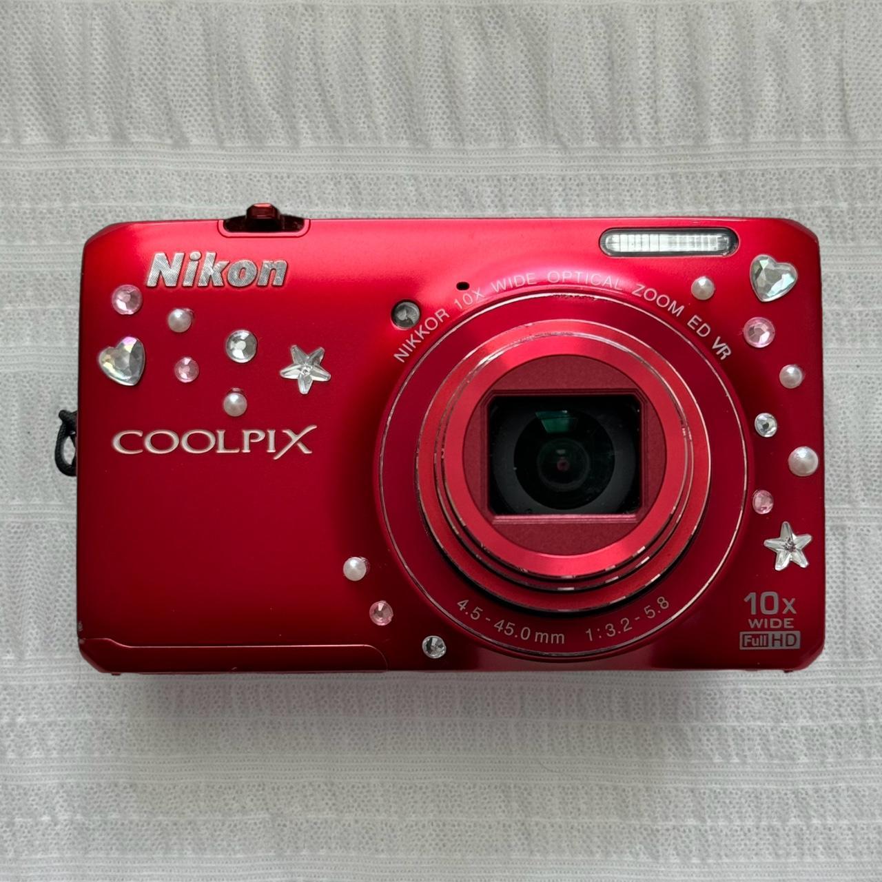 Nikon Coolpix S6300 Digital Camera Bundle 💗 Tested... Depop