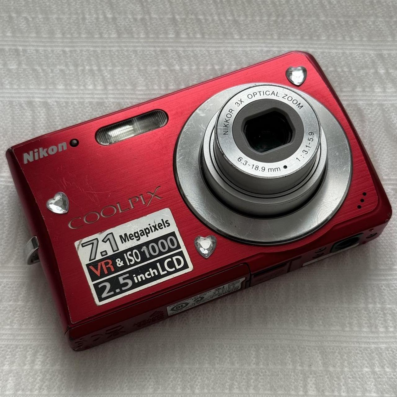 Nikon Coolpix S200 Digital Camera Bundle 💗 Tested... Depop
