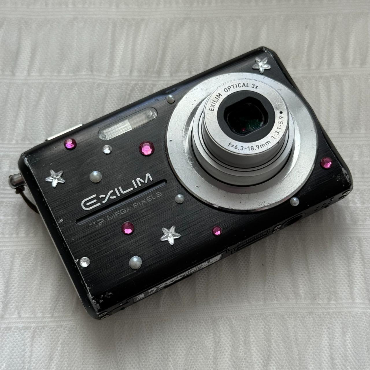 Casio Exilim Z75 Digital Camera 💗 Tested by our... Depop