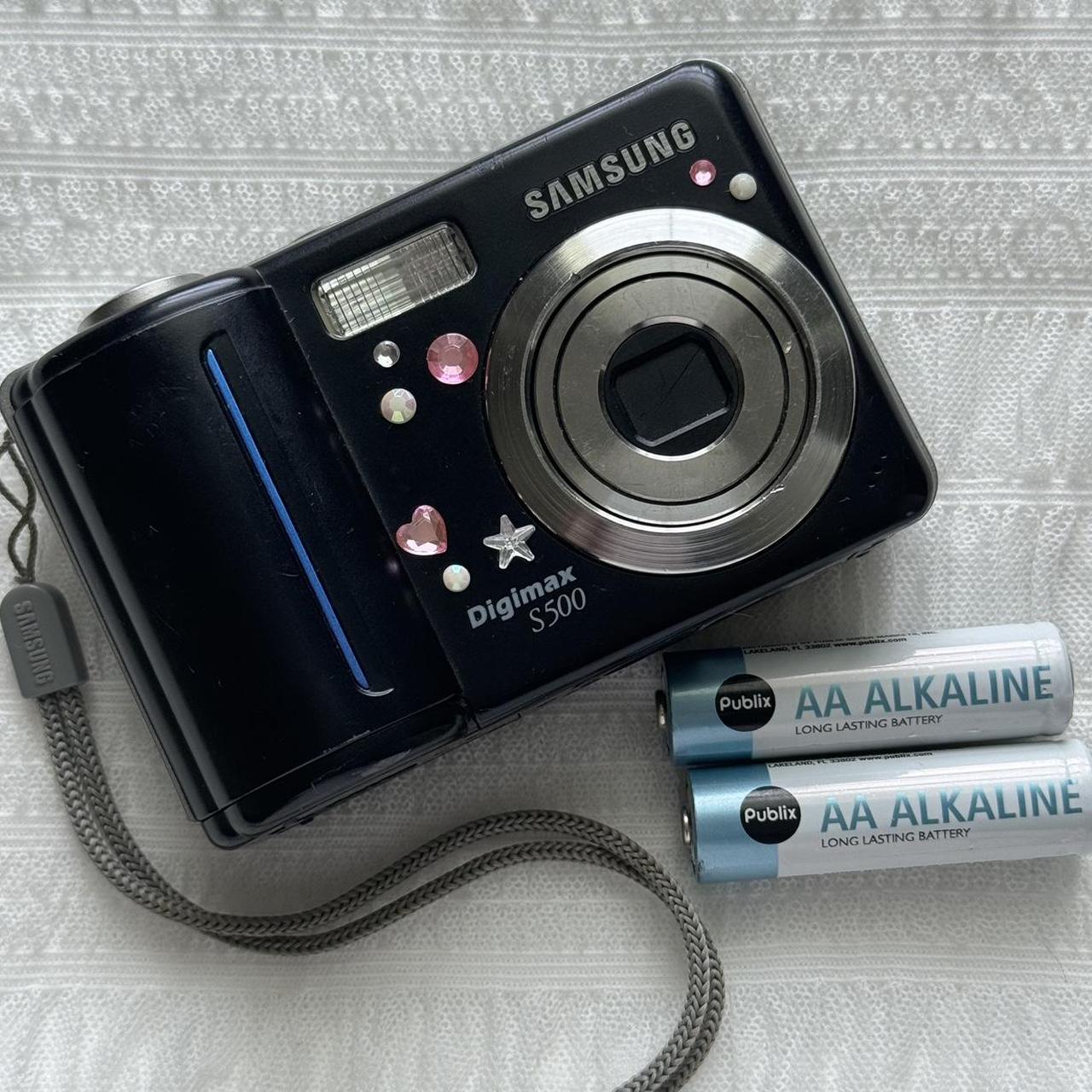 Samsung S500 Digital Camera 💗 Tested by our... - Depop