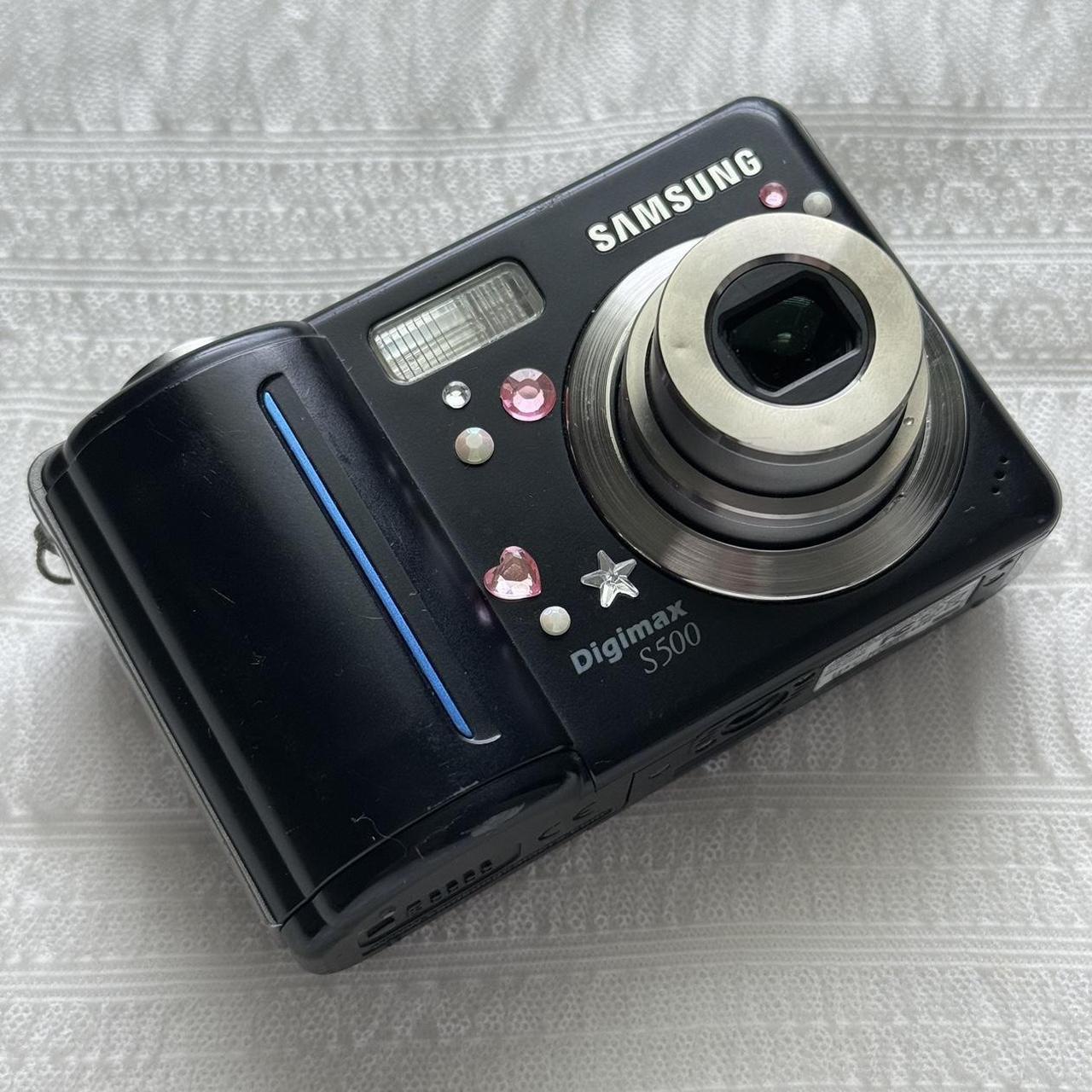 Samsung S500 Digital Camera 💗 Tested by our... - Depop