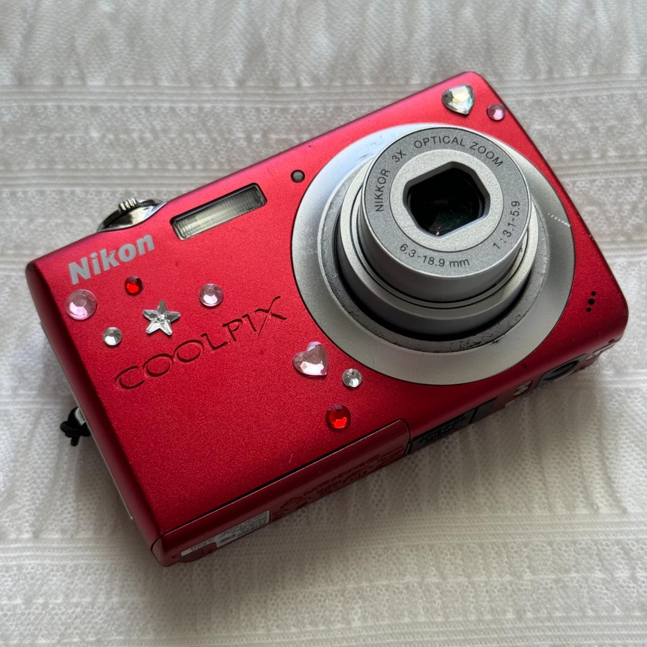 Nikon Coolpix S203 Digital Camera 💗 Tested by our... Depop
