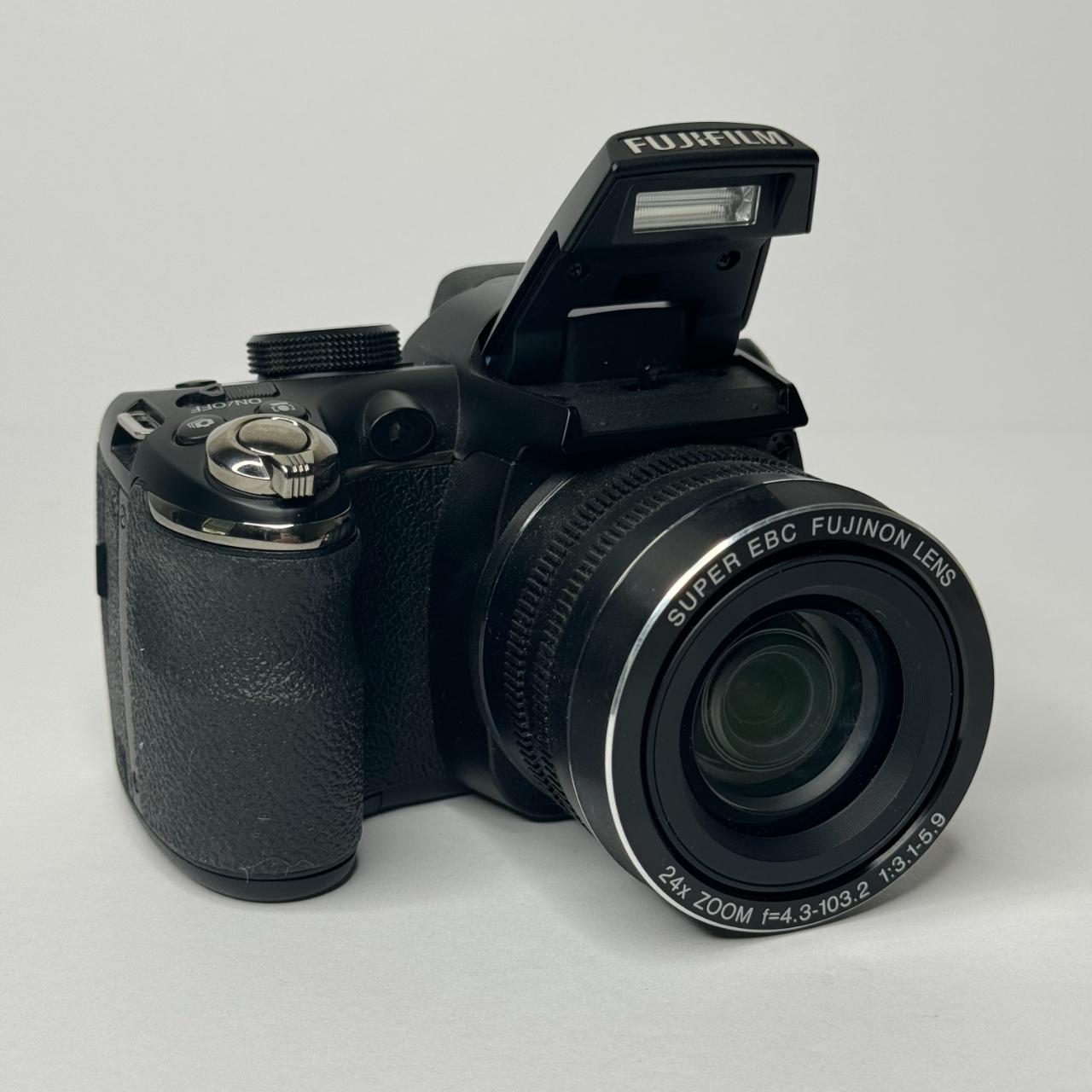 Fujifilm Finepix S4200 Digital Camera 💗 Tested by... Depop