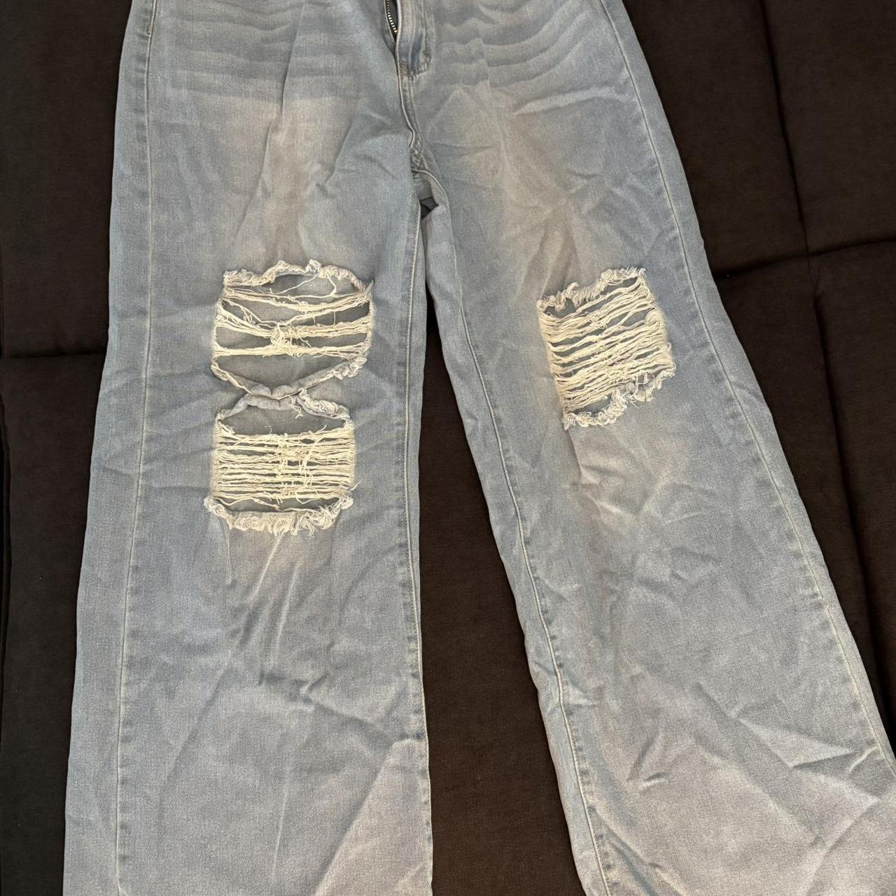 item listed by adry2619