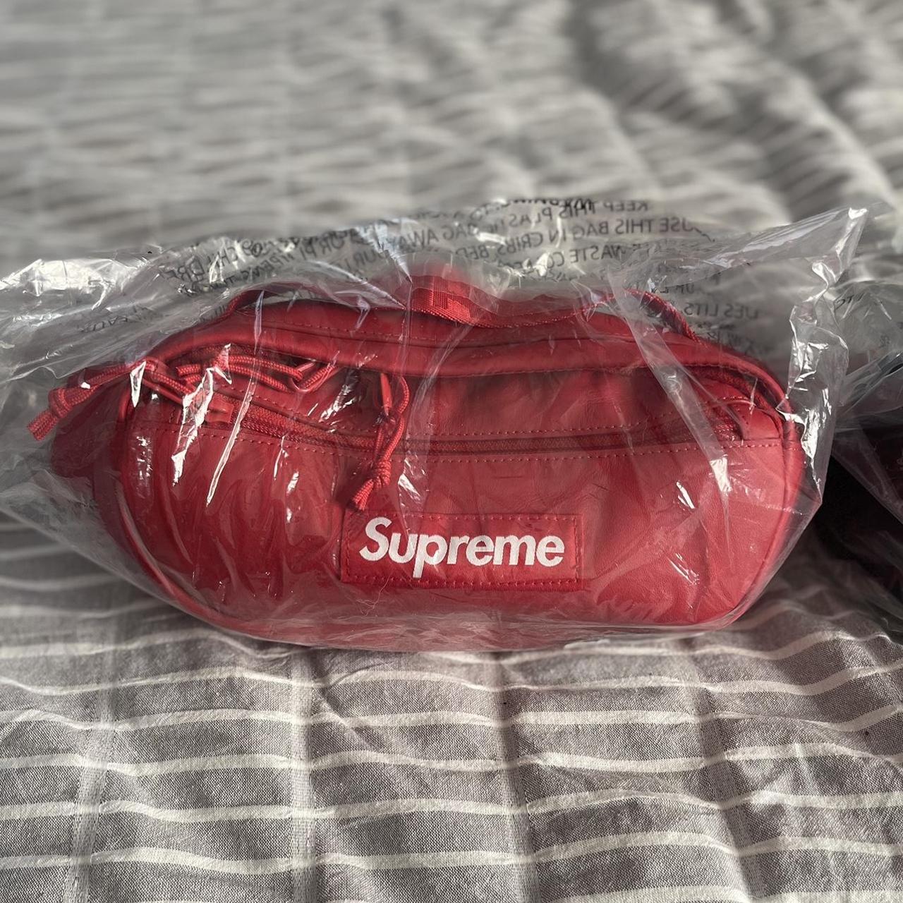 Supreme fanny hotsell pack red leather