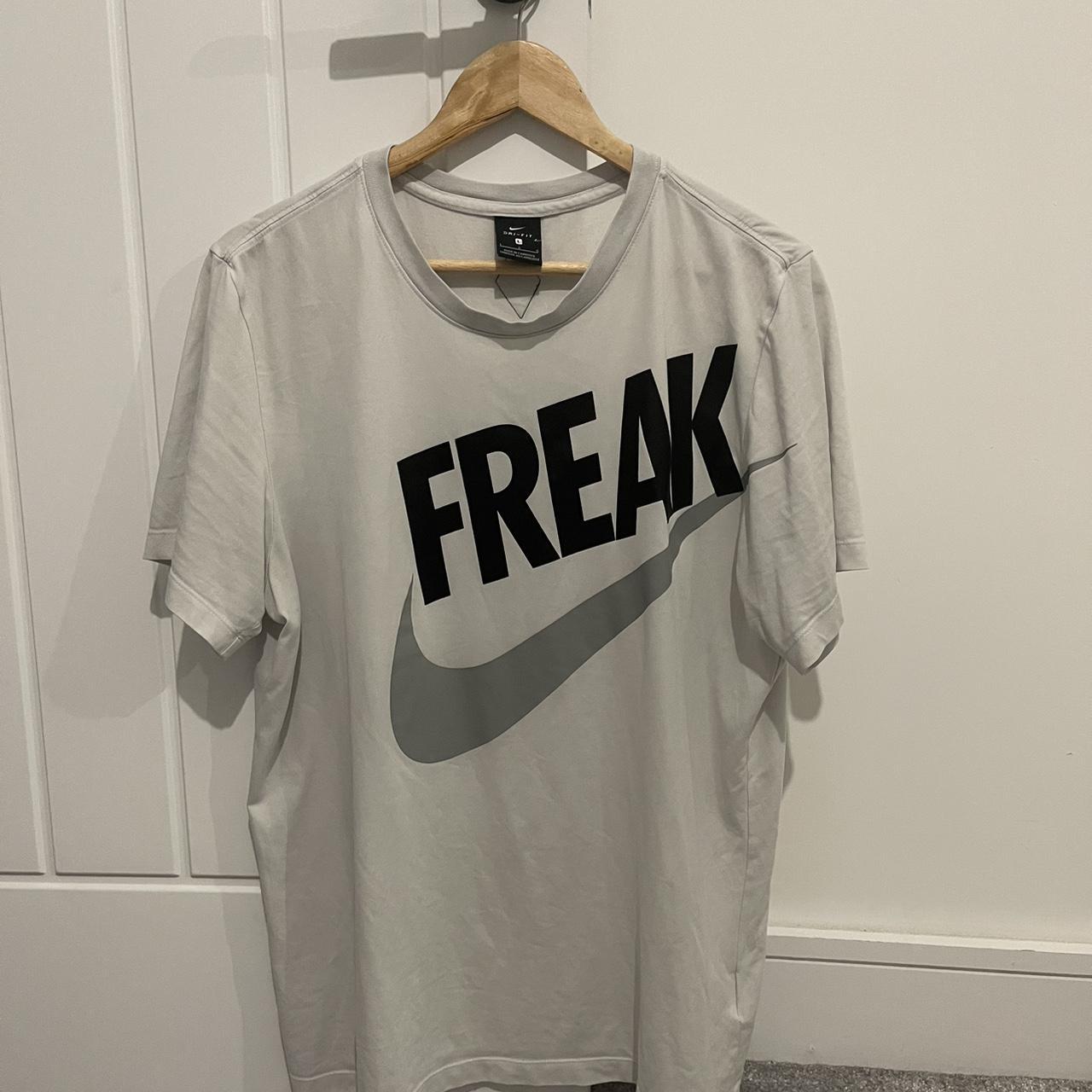 nike freak clothes