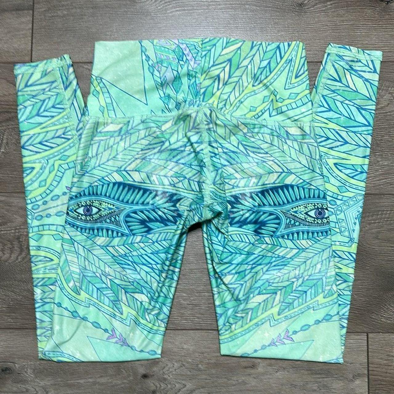 Two Pairs Teeki Yoga Hot Pants Leggings Green - Depop