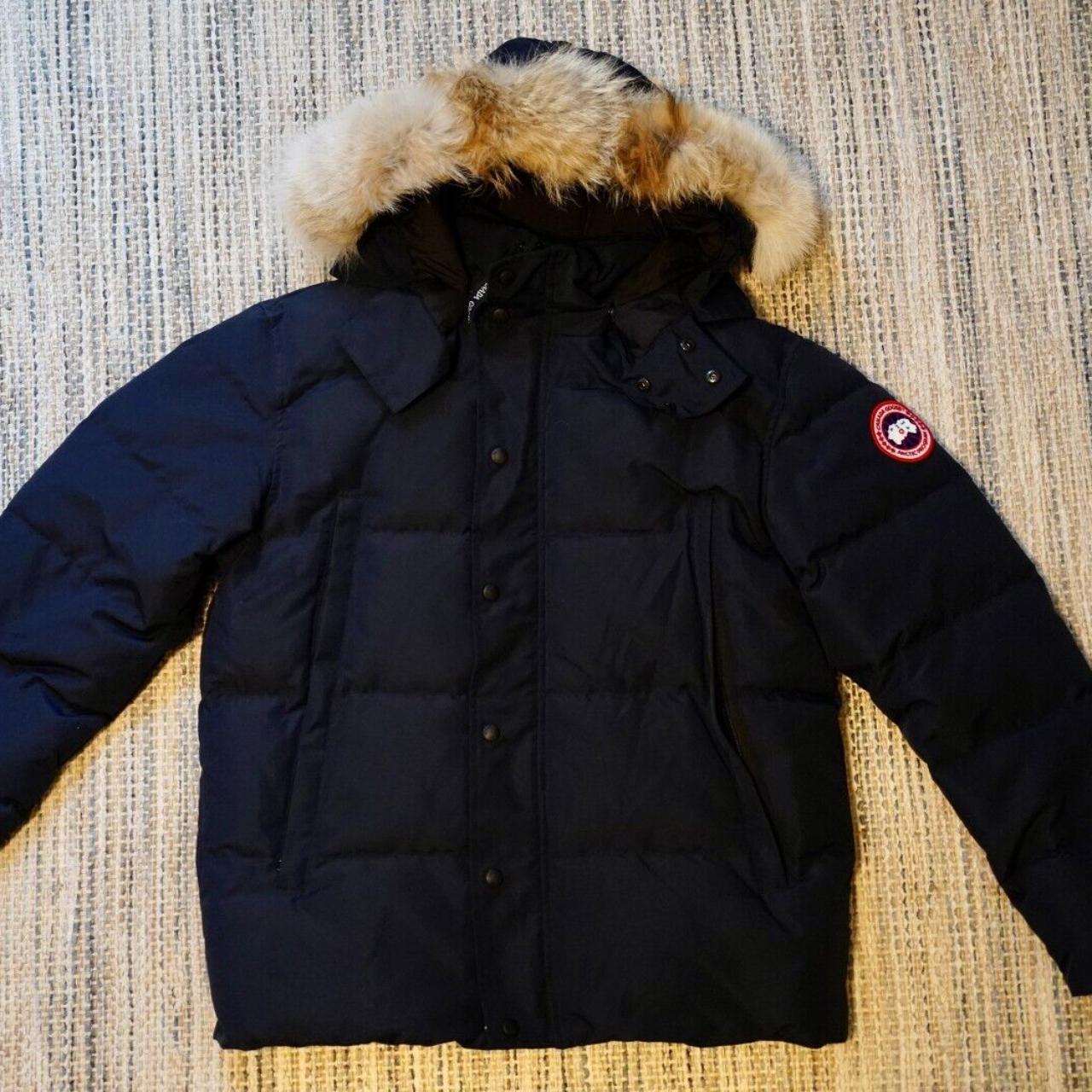 Canada Goose Wyndham Parka (Large, Navy, with receipt) - Depop