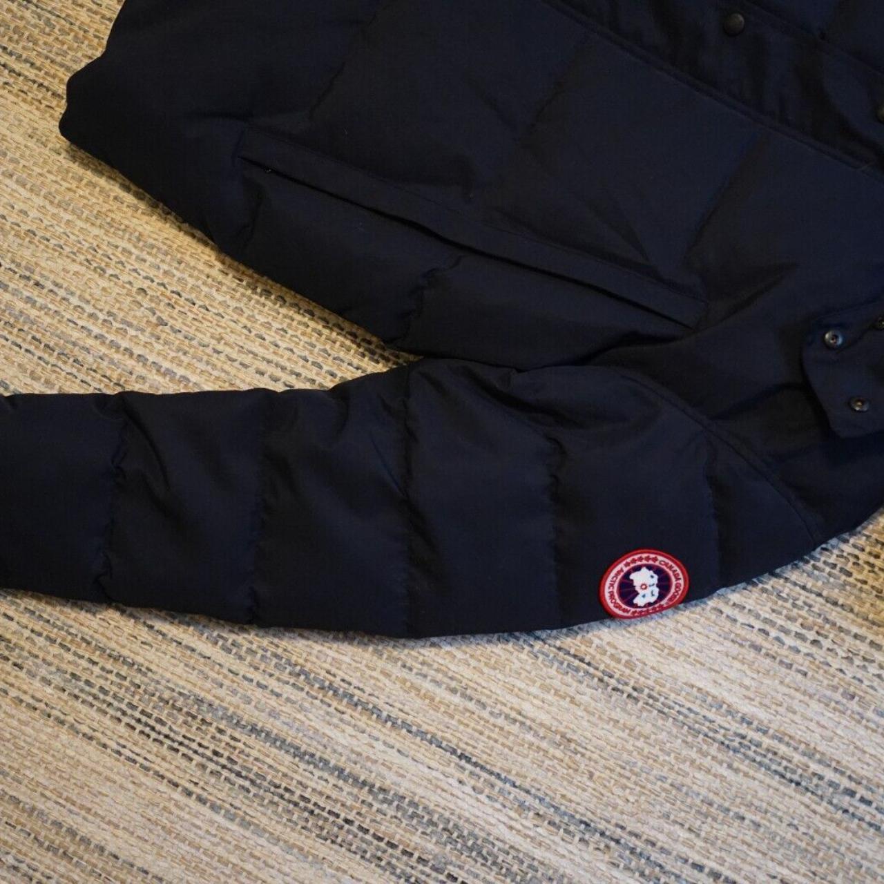 Canada Goose Wyndham Parka (Large, Navy, with receipt) - Depop