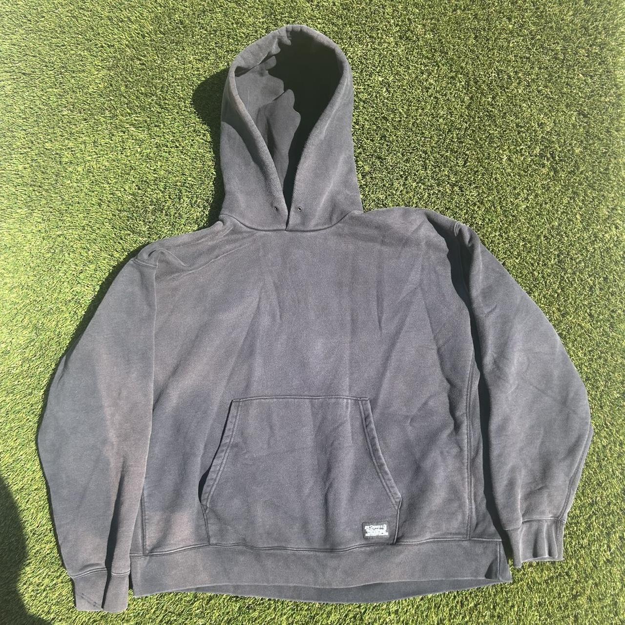 item listed by nohuzzs