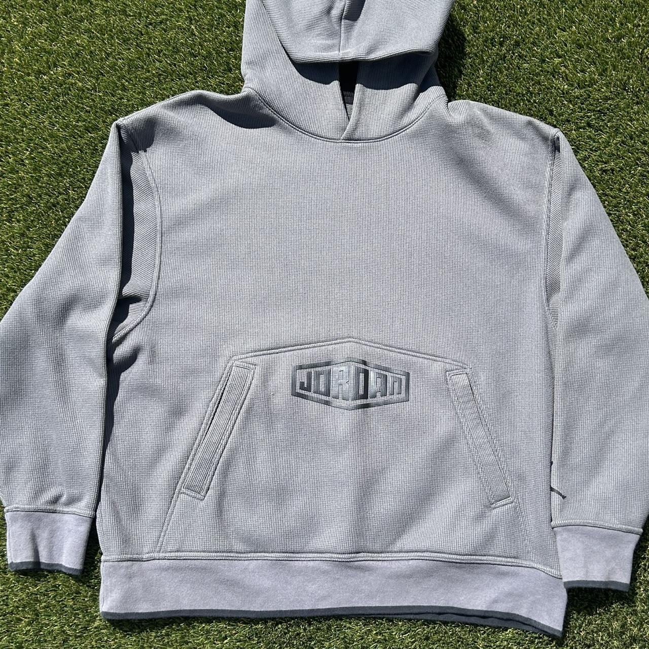 item listed by nohuzzs